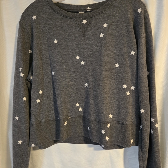 Balance Collection Tops - Balance Collection Gray Star Patterned Sweater